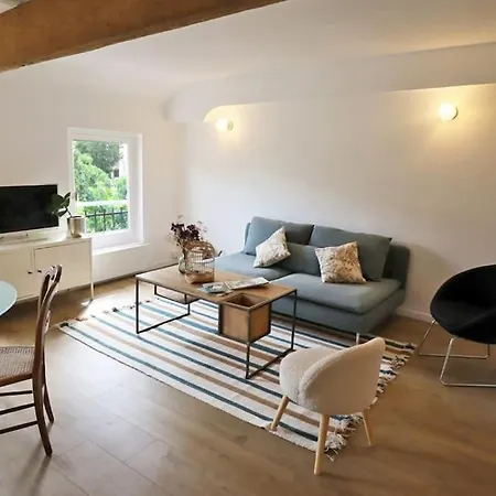 Duplex Downtown Abbaye By La Boite En Plus Senlis  Exterior photo