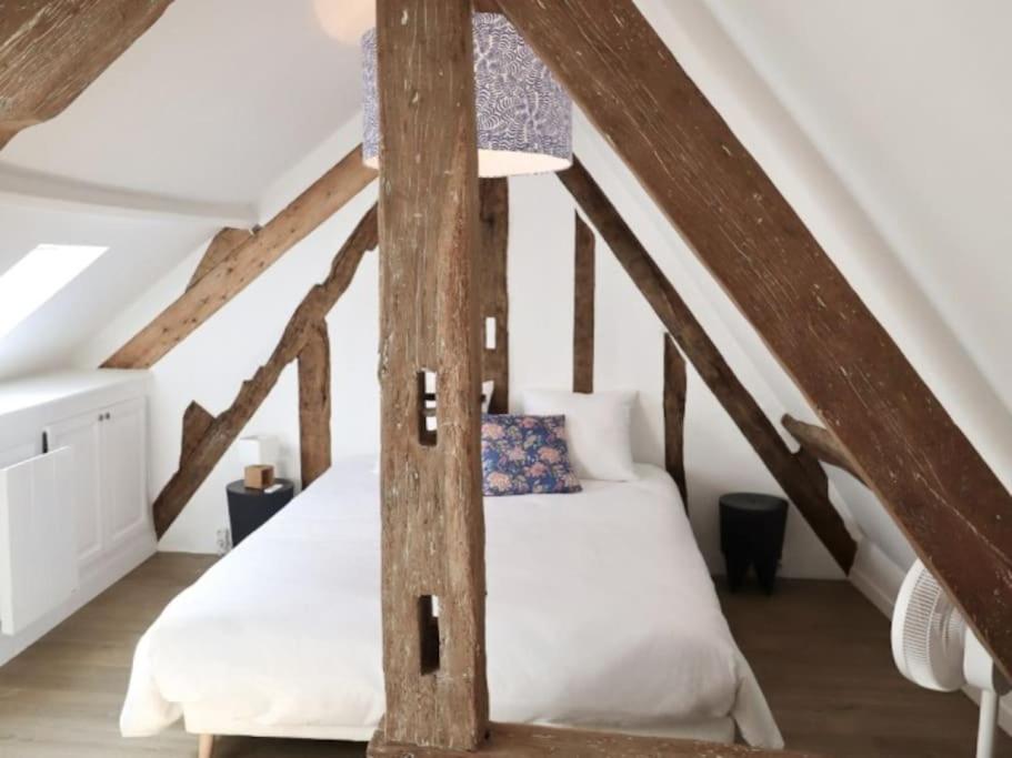 Duplex Downtown Abbaye By La Boite En * Senlis (Oise)